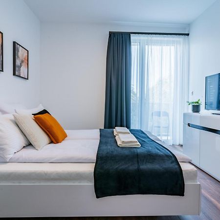 Fox Premium Apartment & Free Private Parking Budapest Extérieur photo
